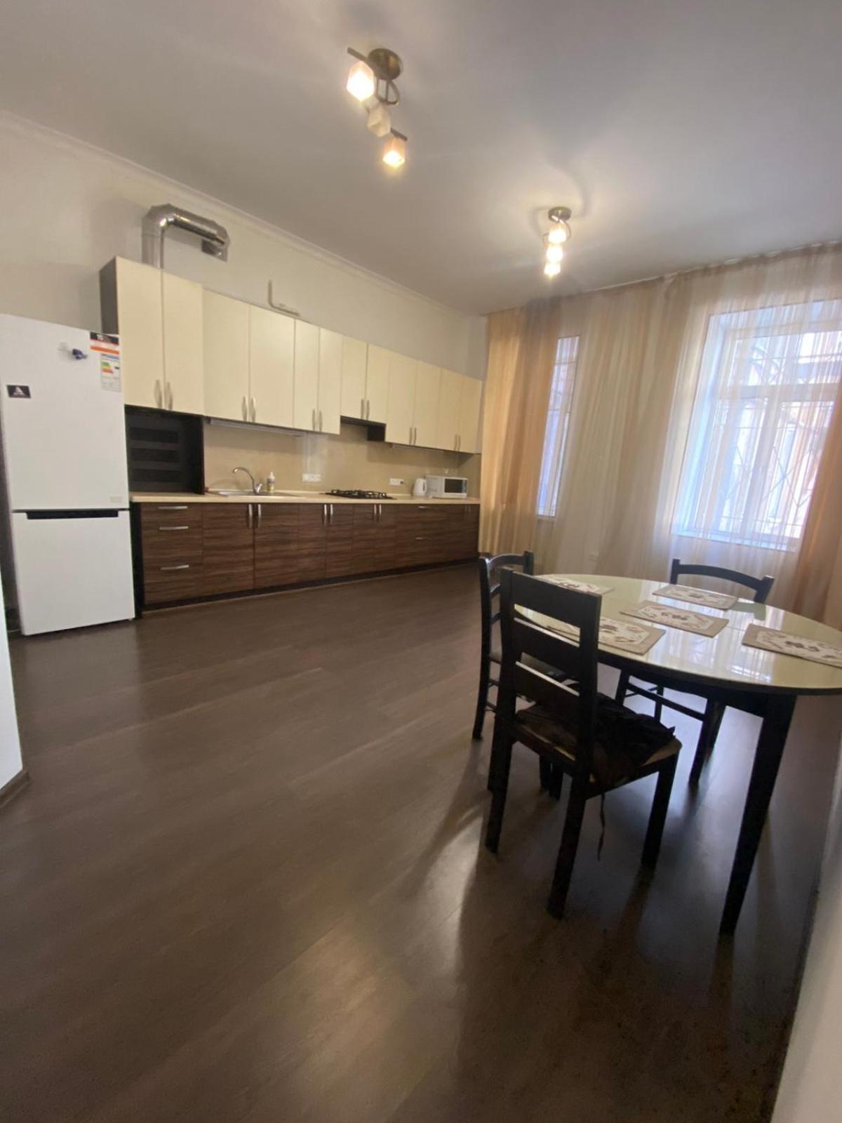 Apartment Ekaterinenskaya 24 敖德萨 外观 照片